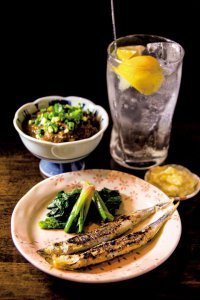 Japanese Sake Stand 85 居酒屋 神保町 お洒落な立ち飲み店 自家製発酵食をちびちびお酒のアテに グルメ情報誌 おとなの週末web