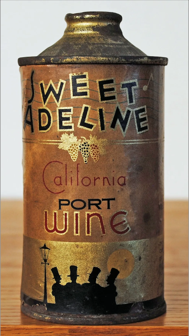 1940年代に製造された「スイート・アデライン・カリフォルニア・ポートワイン」