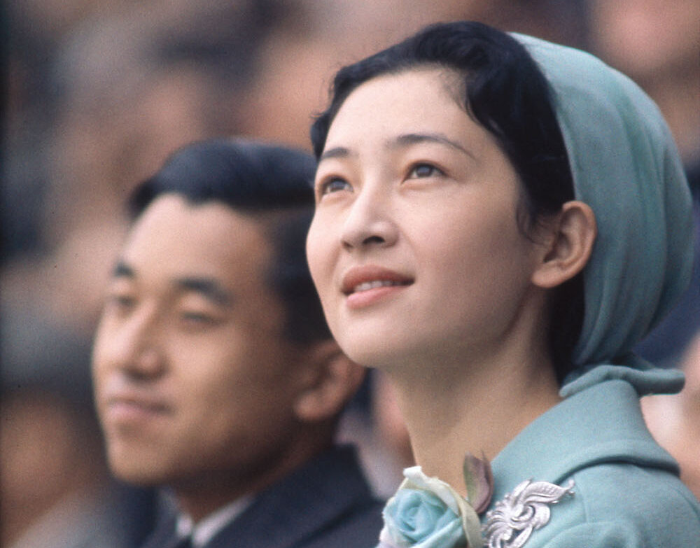 昭和の日に、上皇さまと美智子さまから「老い方の美学」を学ぶ