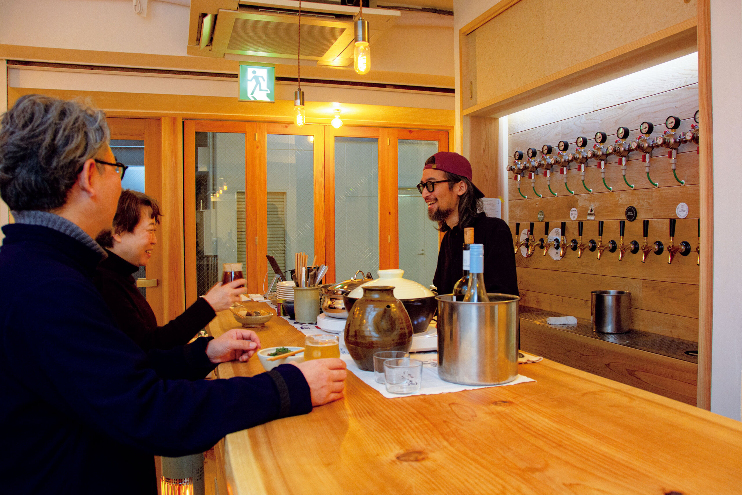 秀逸なセレクトのクラフトビールは日本だけで10種類が揃う
