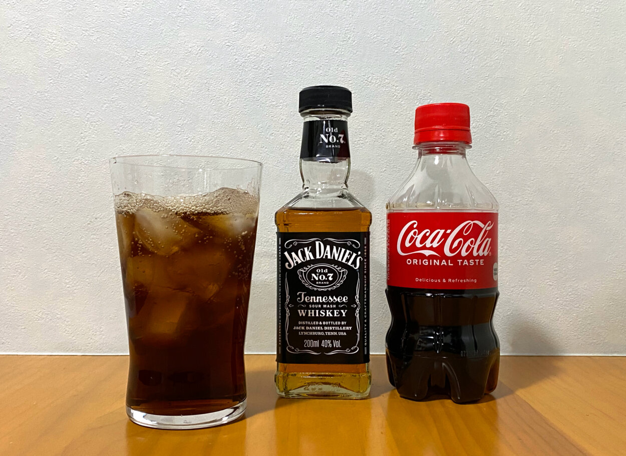 ジャックダニエル1：コカ・コーラ3の「ジャックコーク」