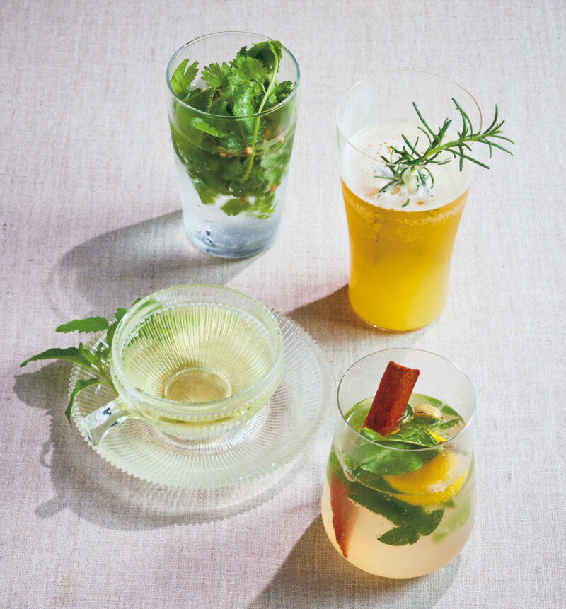 簡単ハーブレシピ8選 飲み物でも料理でも、もっと気軽にハーブを! | グルメ情報誌「おとなの週末Web」