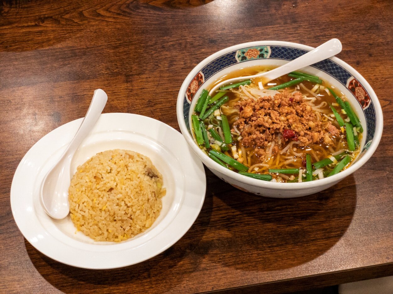 「名古屋中華」の原点が東京・西荻窪に！台湾ラーメンのスープが炒飯を生まれ変わらせる魅惑のチャーラー