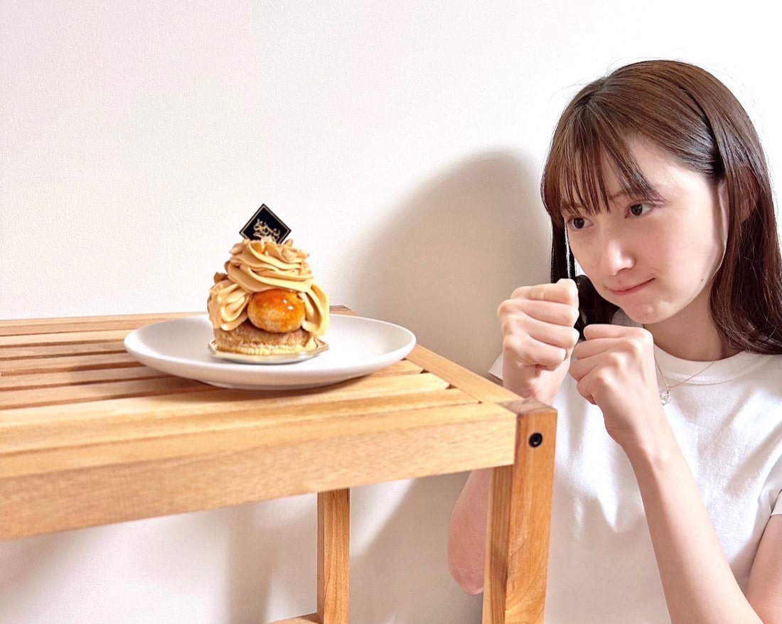 お菓子好き女優・大野いとが自由が丘の名店と自作ケーキで「サントノーレ」対決！