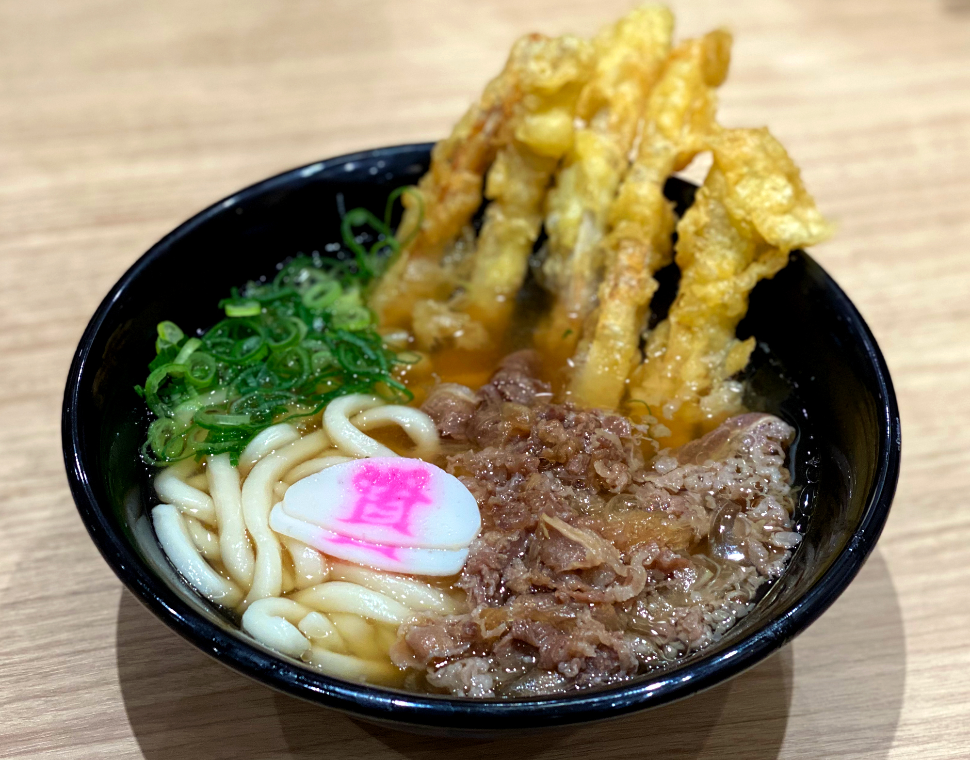 念願の「資さんうどん」を関西・大阪初進出店で初体験！早く東京にも
