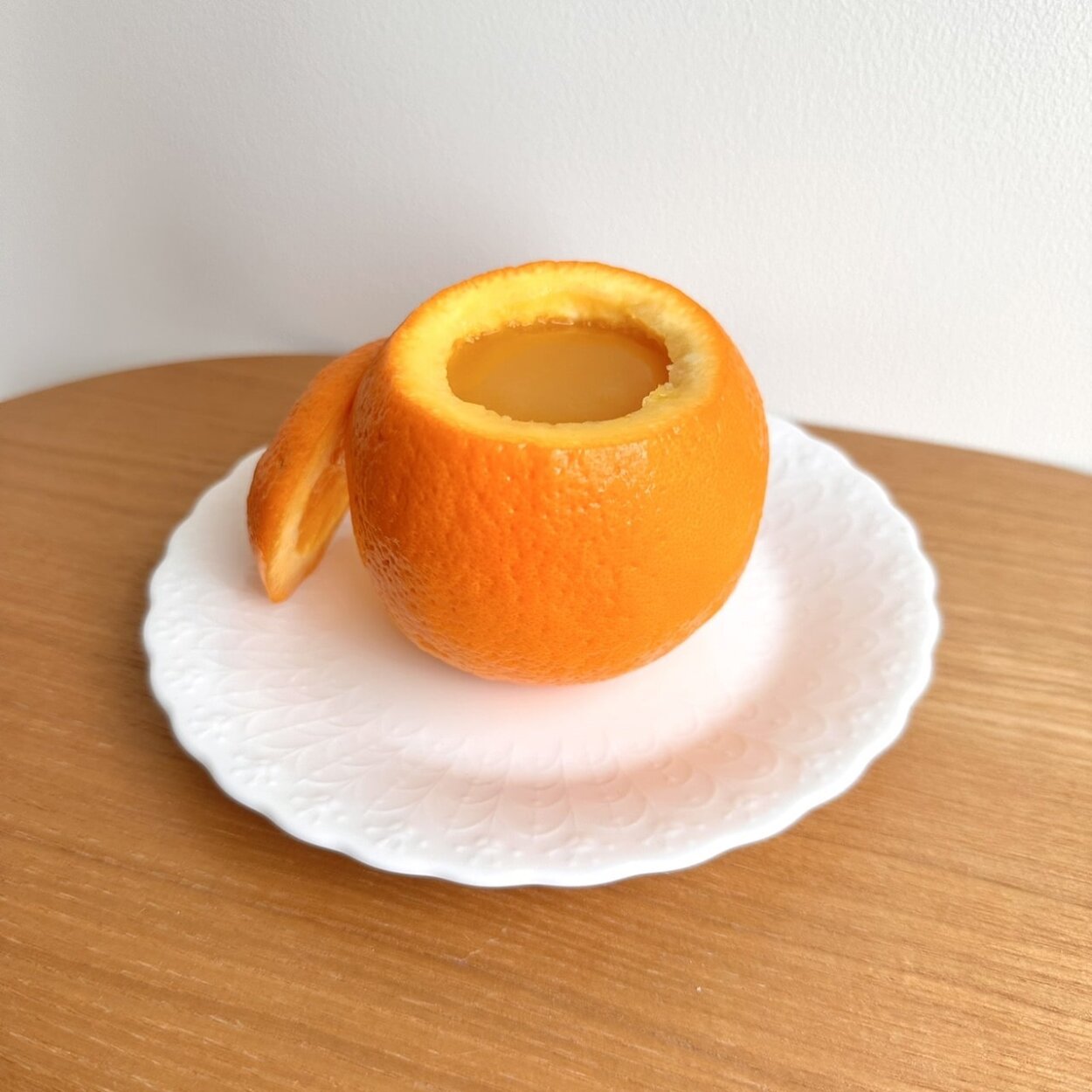 フタを開ければオレンジゼリーが！