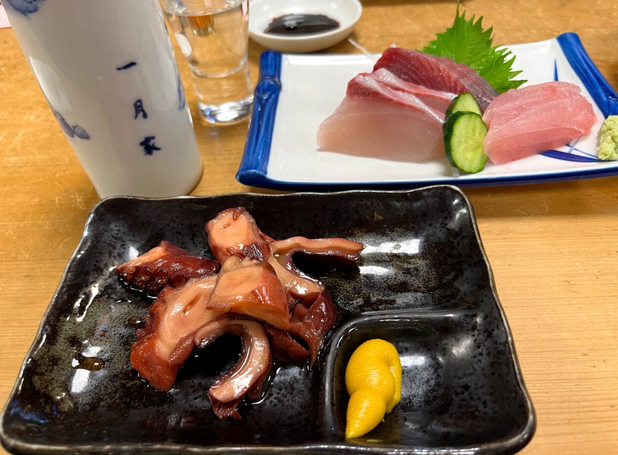 他の魚介も美味揃い。煮だこはびっくりするくらい柔らかい