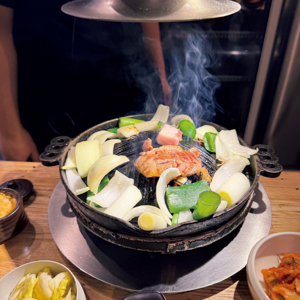 ジンギスカン！ みんなは４軒目だというのに、まだ食べるの⁉