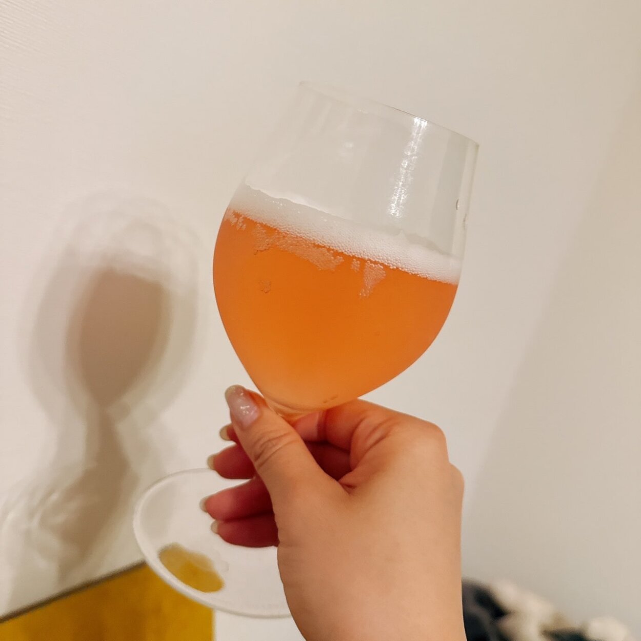 「桜DRAFT」をグラスに入れた状態