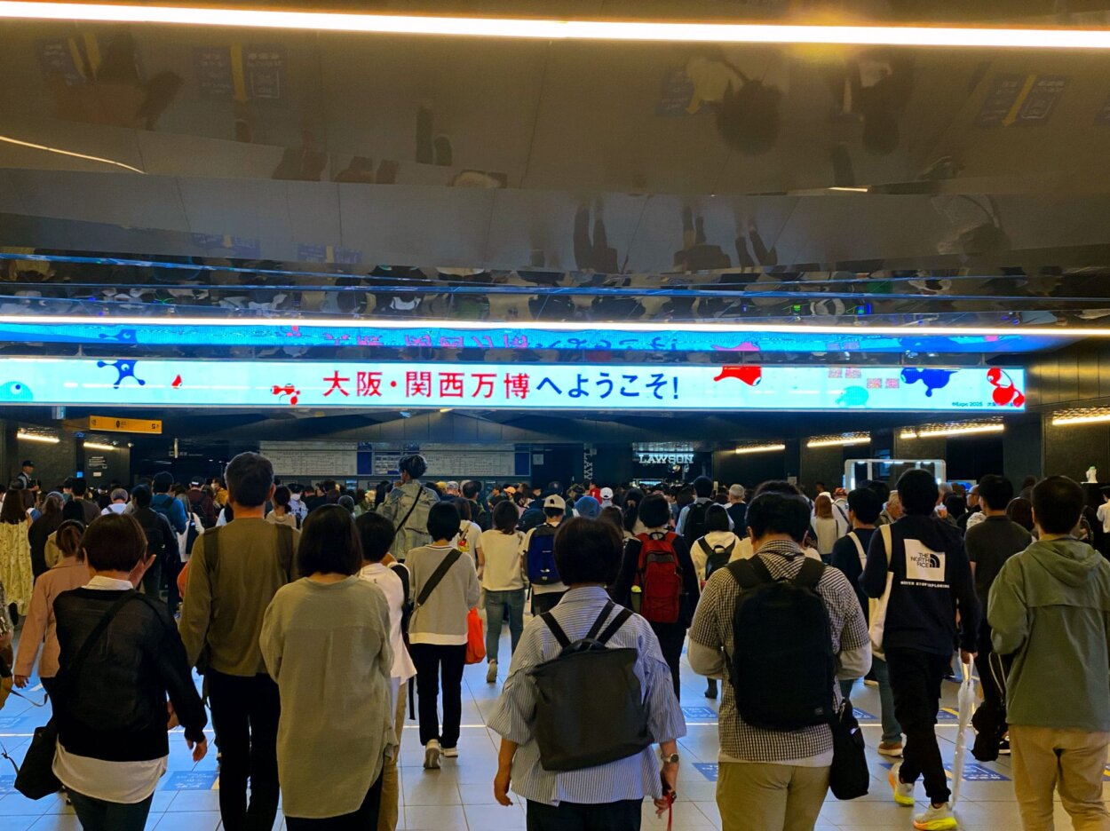 最寄り駅「夢洲」に到着