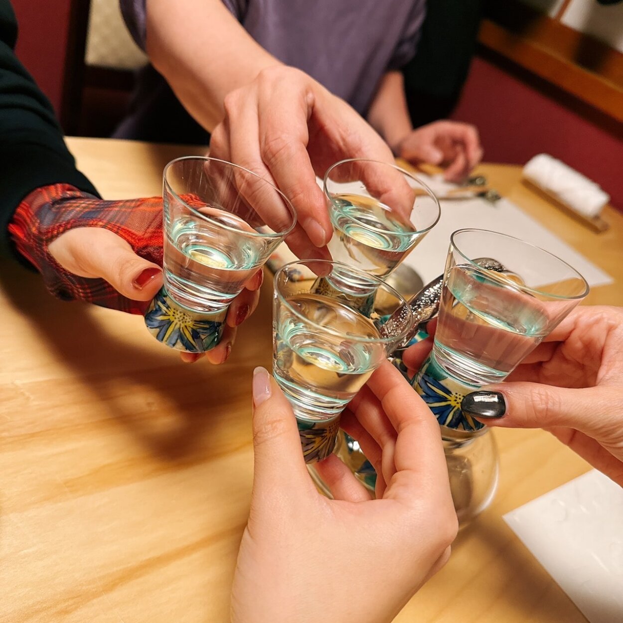 『このすば』メンバーで乾杯！