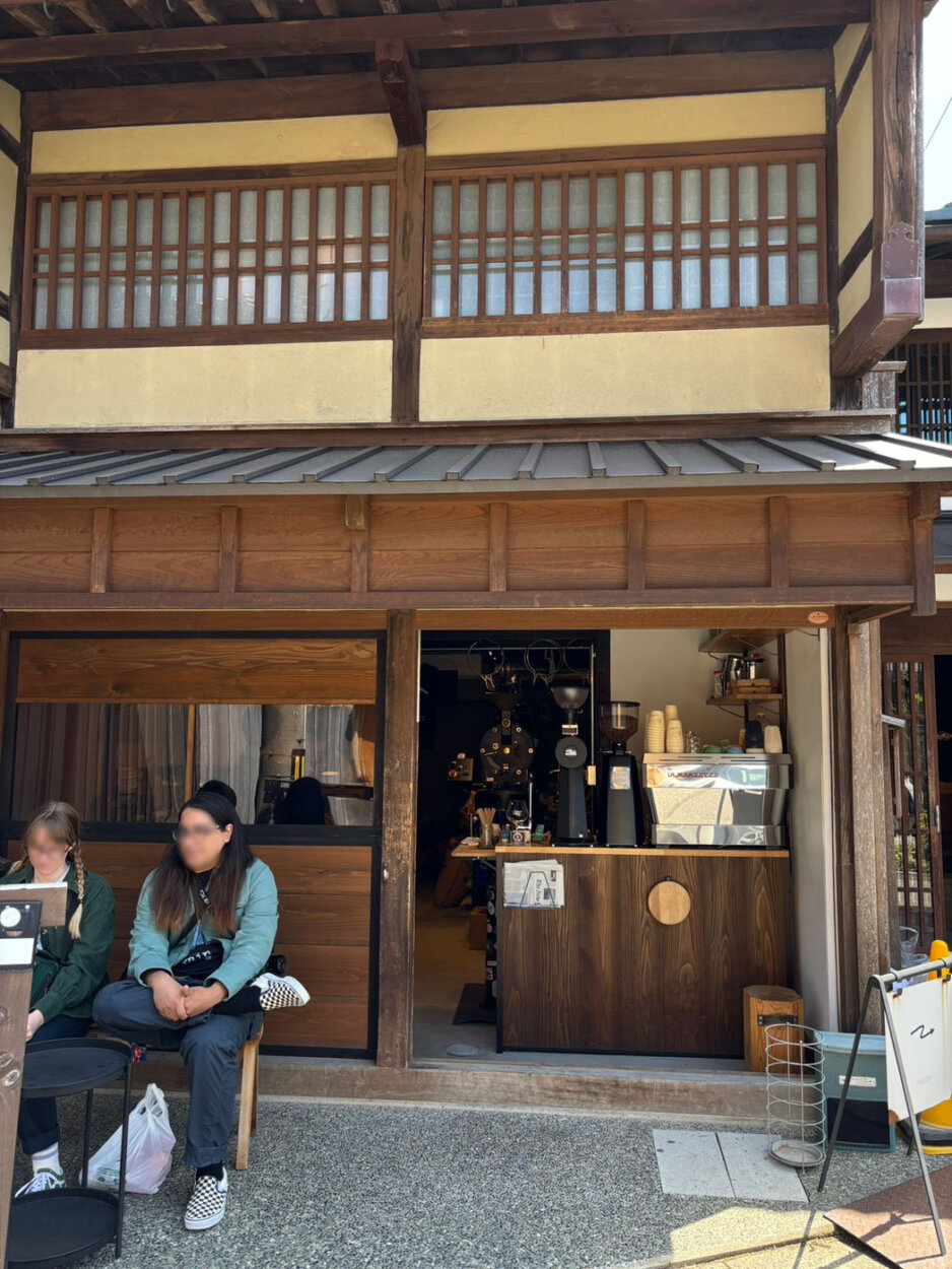『Nonstop Coffee Stand & Roastery』