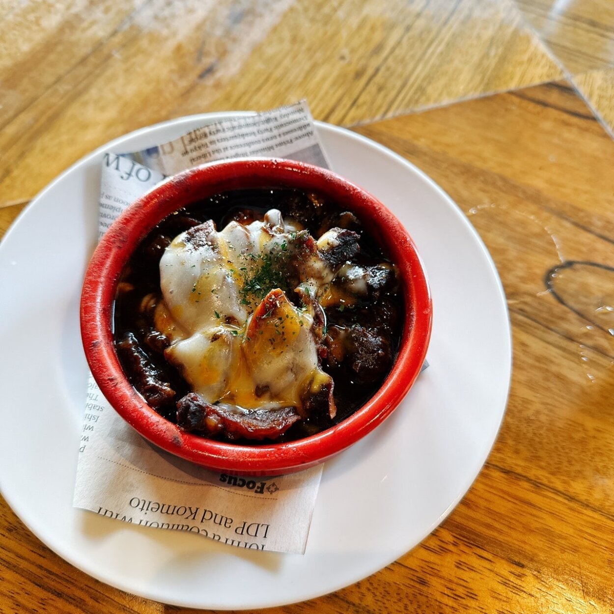 「牛すじの自家製ビールどて煮」