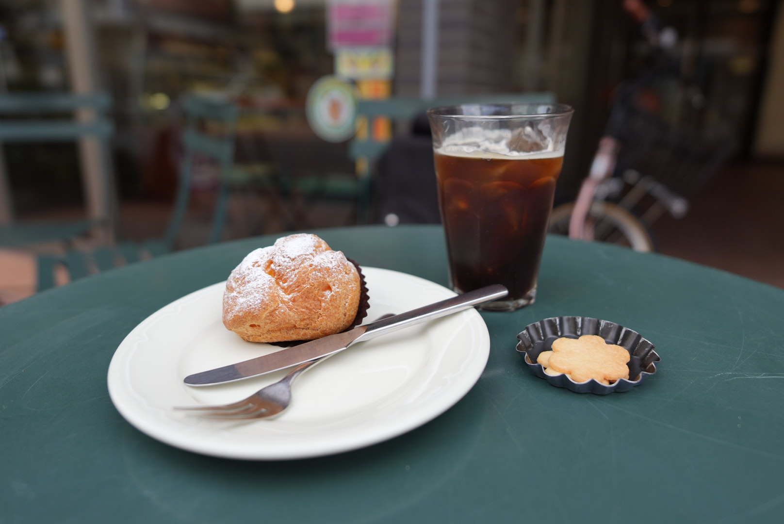 シンプルだけど美味しい王道シュークリーム3選 “映え”を意識しすぎない