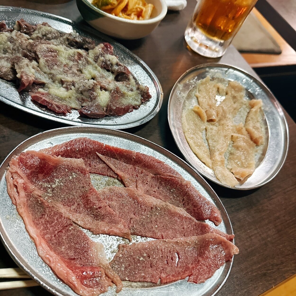 某焼肉屋さんのカルビなど