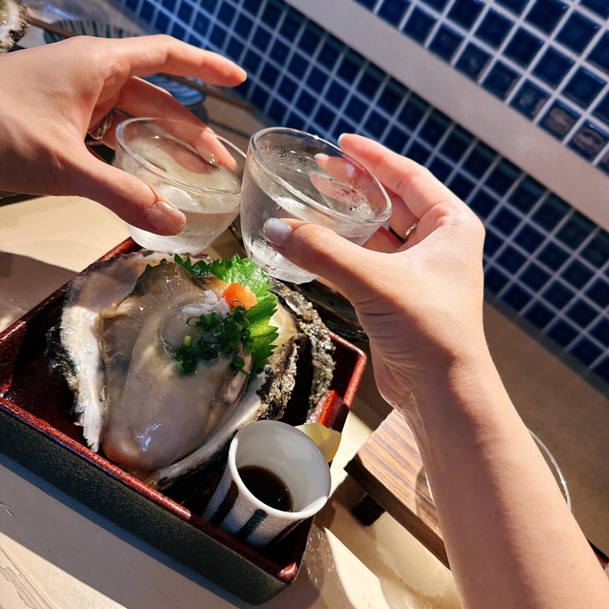 戸松遥ちゃんと乾杯!