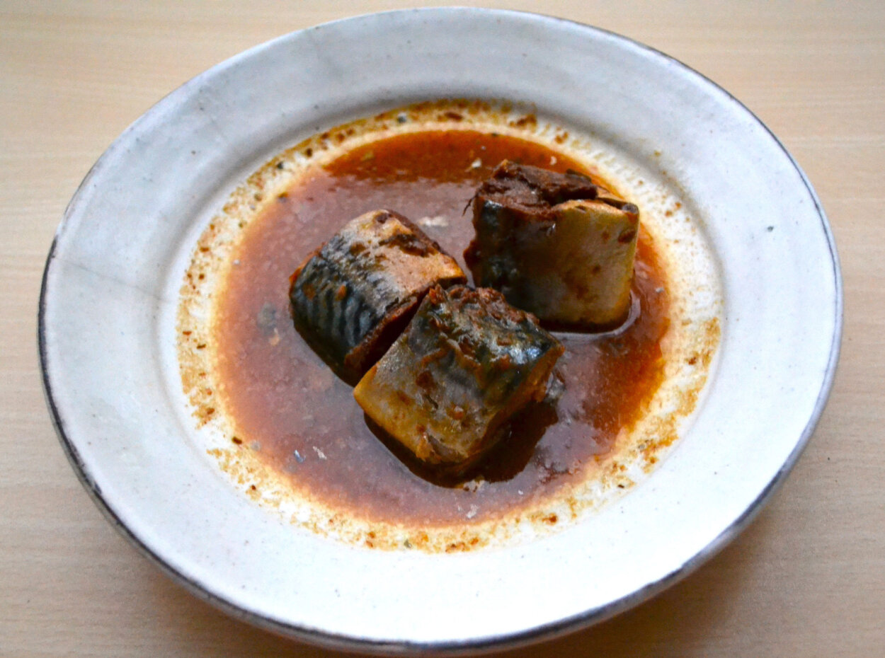 「あいこちゃん鯖 柚子味噌煮」の中はこんな感じ