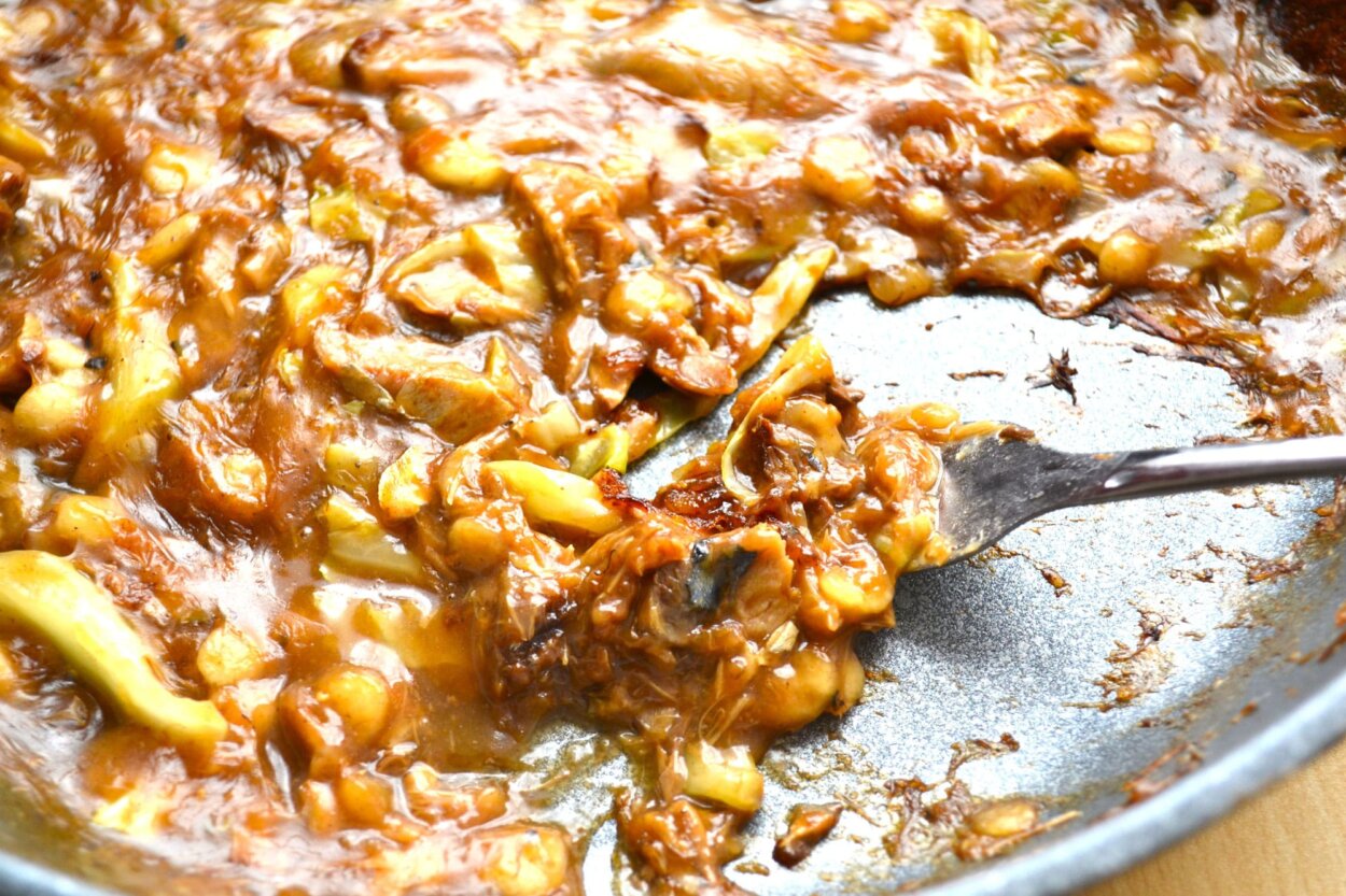 「サバ味噌もんじゃ」。月島で流行らせていただきたい！