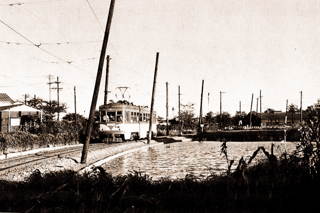 東京の路面電車「玉電・砧線」の面影はどこに残っているのか 廃線跡を