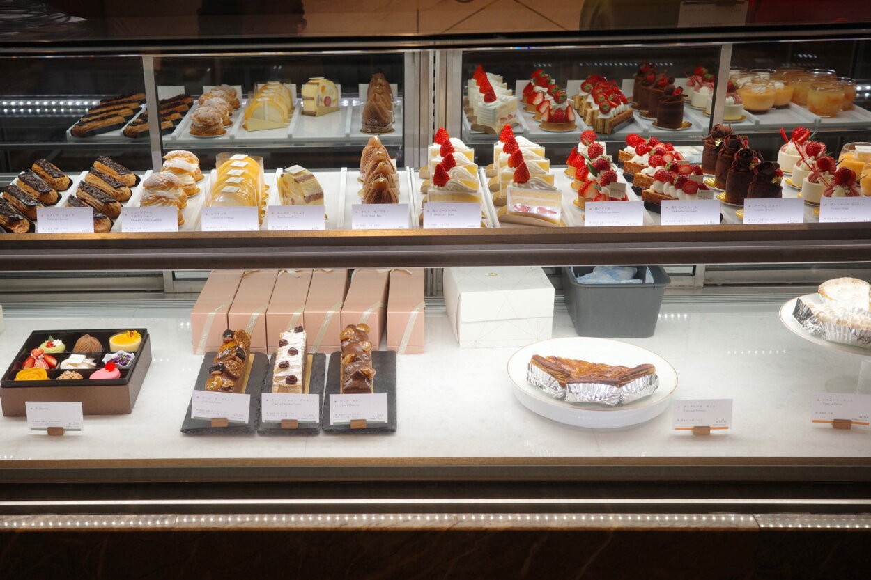 『オーキッド スイーツ＆デリ』のショーケース
