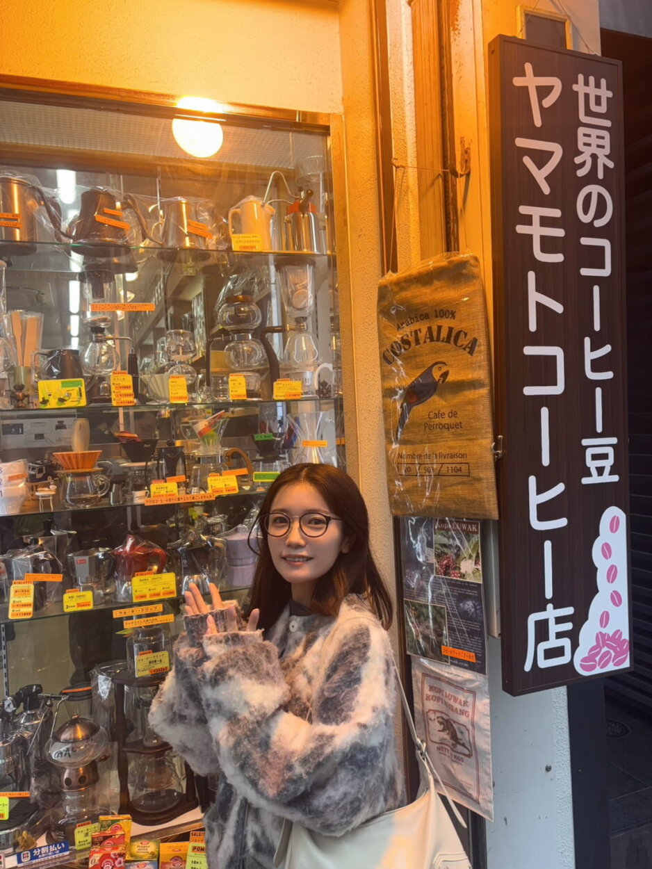 店の前でパチリ