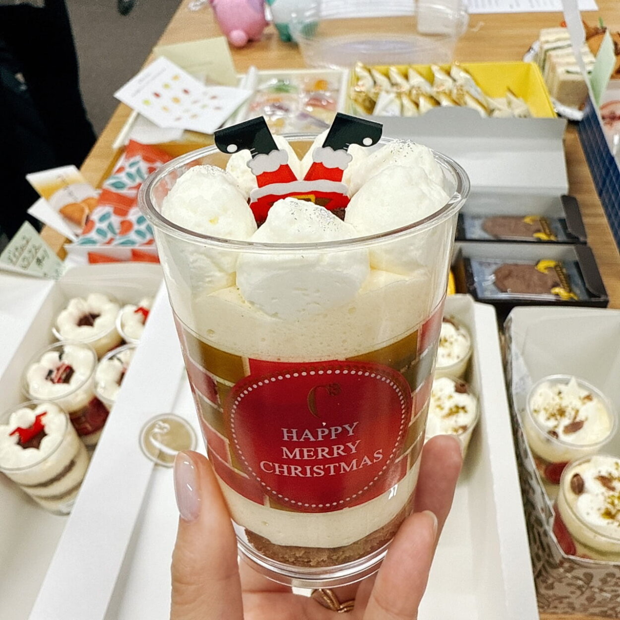 『魔法の姉妹ルルットリリィ』のぷちクリスマスパーティより。カップティラミス