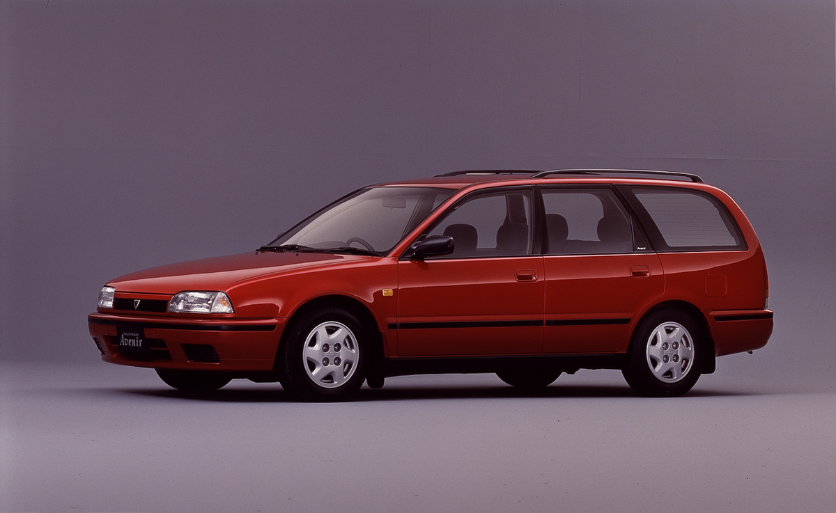初代日産アベニールが突き抜けられなかった理由｜1990年代ワゴンブーム