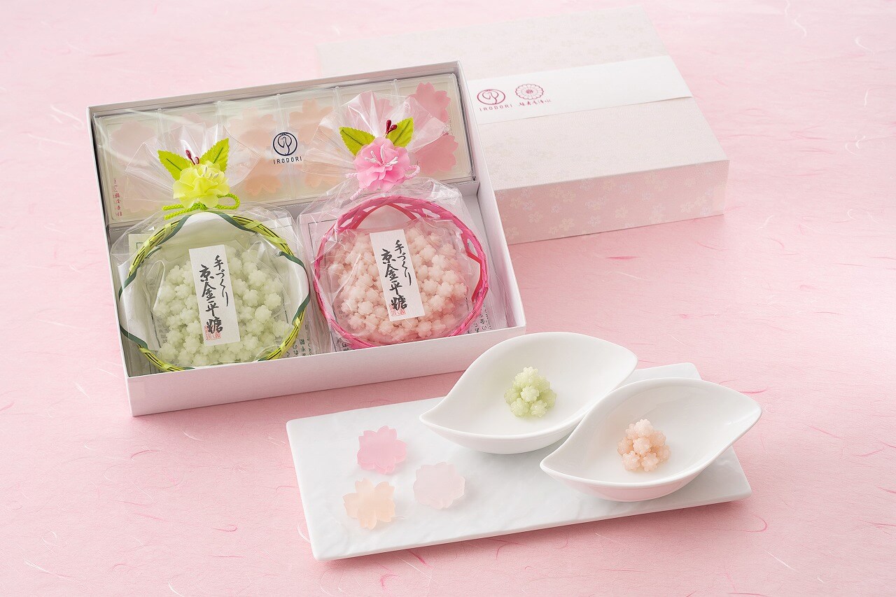 これはときめく…！京都老舗2店舗コラボの絶品和菓子セット、春色が 