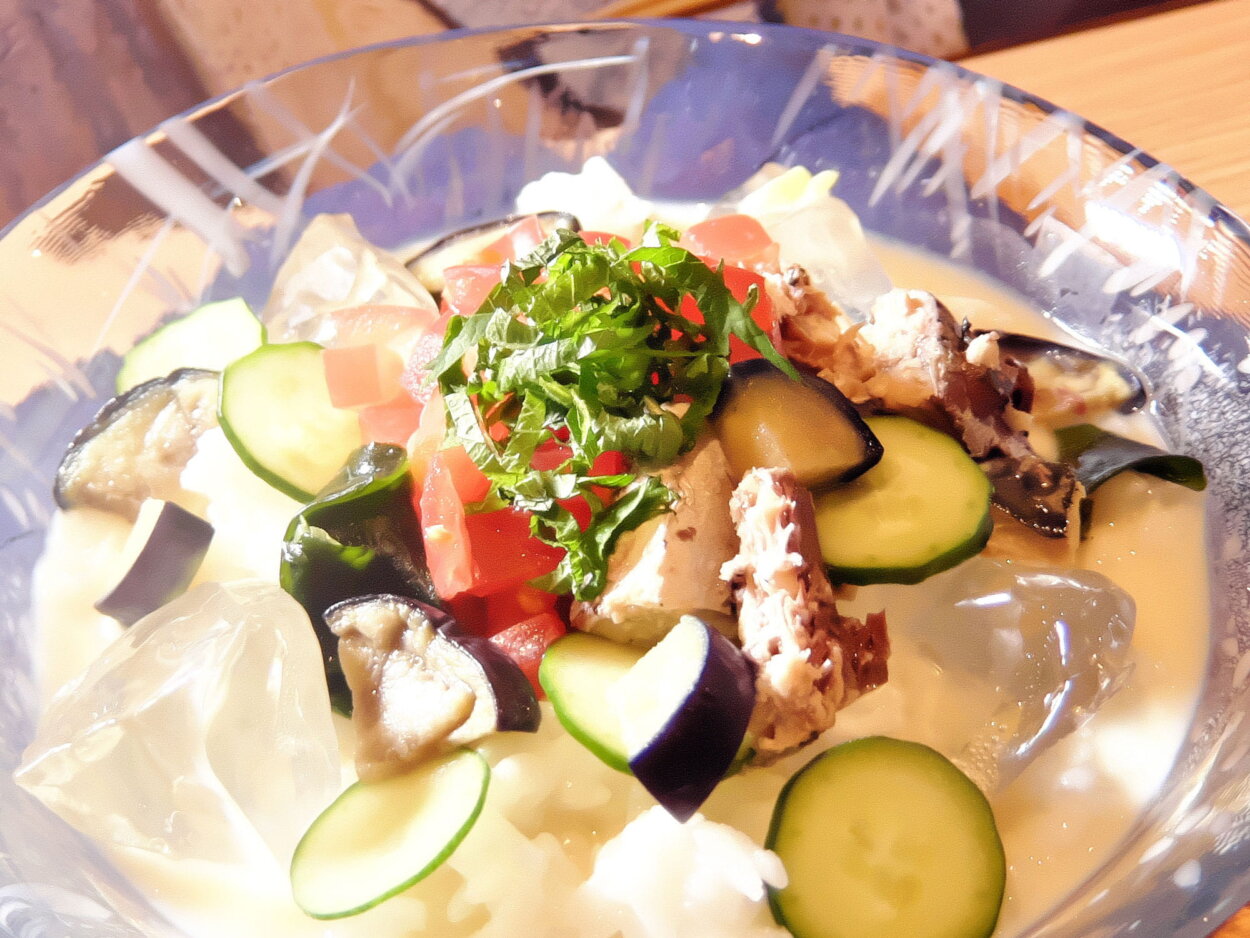 「さばと夏野菜の豆乳仕立て」